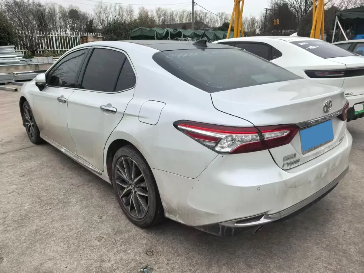 2021 Toyota Camry 2.5L 209HP L4 8AT,autocango,china used car exporter,china ev exporter,chinese used car exporter,chinese used ev exporter