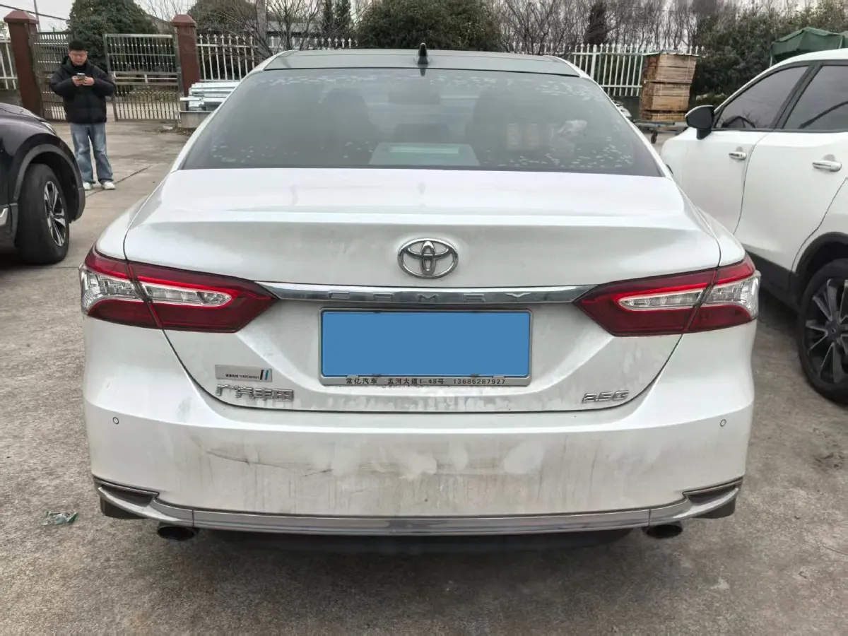 2021 Toyota Camry 2.5L 209HP L4 8AT,autocango,china used car exporter,china ev exporter,chinese used car exporter,chinese used ev exporter