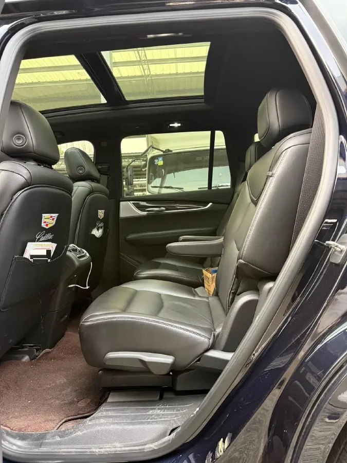 2021 Cadillac XT6 2.0T 237HP L4 9AT,autocango,china used car exporter,china ev exporter,chinese used car exporter,chinese used ev exporter