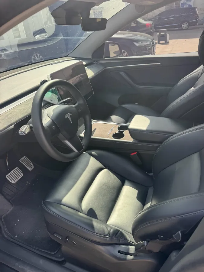 2022 Tesla Model Y BEV 60KWH,autocango,china used car exporter,china ev exporter,chinese used car exporter,chinese used ev exporter