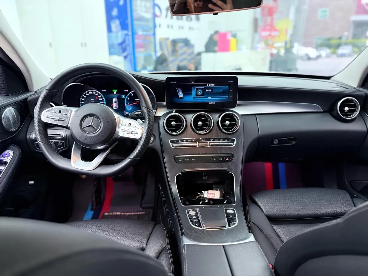 2020 Mercedes-Benz C Class 1.5T 184HP L4 9AT,autocango,china used car exporter,china ev exporter,chinese used car exporter,chinese used ev exporter