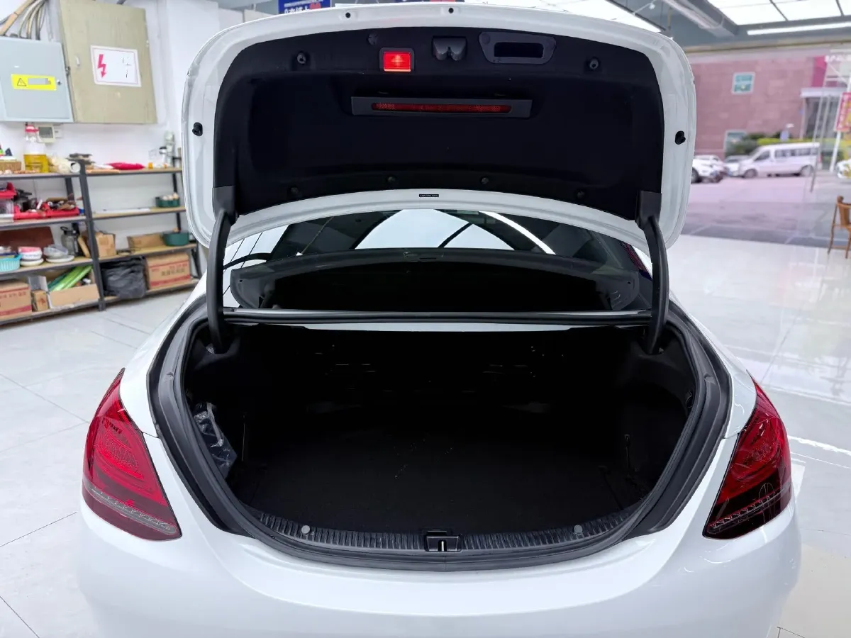 2020 Mercedes-Benz C Class 1.5T 184HP L4 9AT,autocango,china used car exporter,china ev exporter,chinese used car exporter,chinese used ev exporter