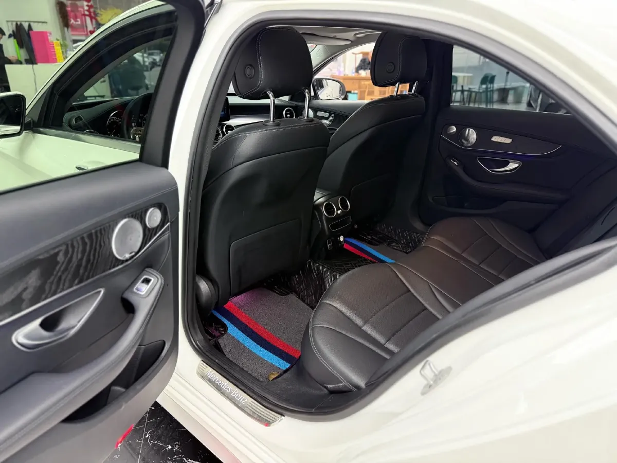 2020 Mercedes-Benz C Class 1.5T 184HP L4 9AT,autocango,china used car exporter,china ev exporter,chinese used car exporter,chinese used ev exporter