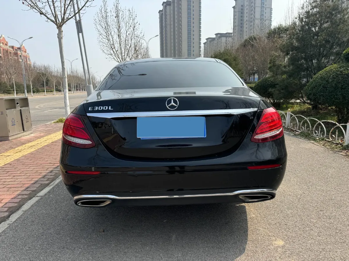 2020 Mercedes-Benz E Class 1.5T 184HP L4 9AT,autocango,china used car exporter,china ev exporter,chinese used car exporter,chinese used ev exporter