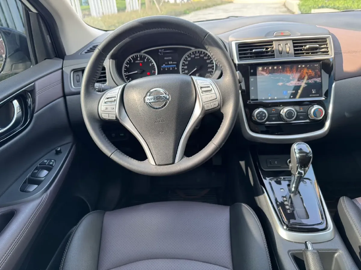 2021 Nissan Tiida 1.6L 122HP L4 CVT,autocango,china used car exporter,china ev exporter,chinese used car exporter,chinese used ev exporter