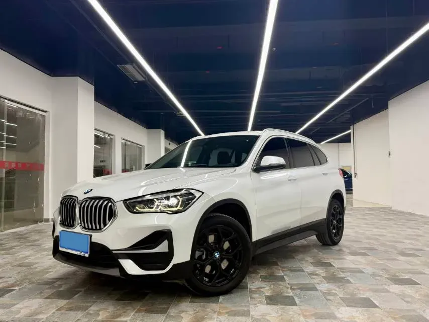 2021 BMW X1 2.0T 192HP L4 7DCT,autocango,china used car exporter,china ev exporter,chinese used car exporter,chinese used ev exporter