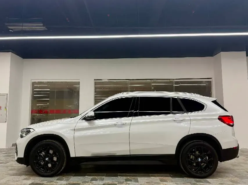 2021 BMW X1 2.0T 192HP L4 7DCT,autocango,china used car exporter,china ev exporter,chinese used car exporter,chinese used ev exporter