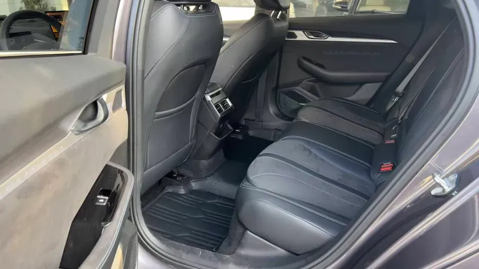 2025 Geely Preface 2.0T 238HP L4 8AT,autocango,china used car exporter,china ev exporter,chinese used car exporter,chinese used ev exporter