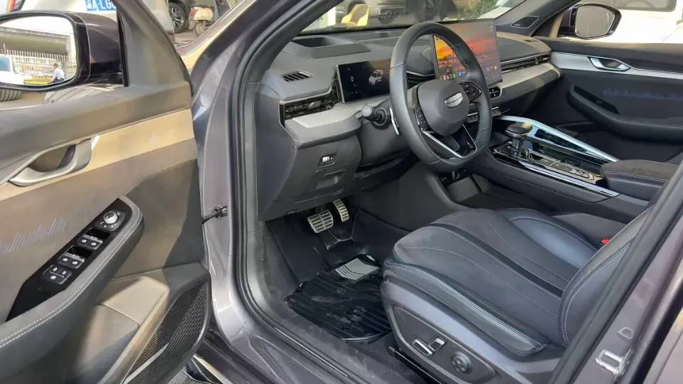 2025 Geely Preface 2.0T 238HP L4 8AT,autocango,china used car exporter,china ev exporter,chinese used car exporter,chinese used ev exporter