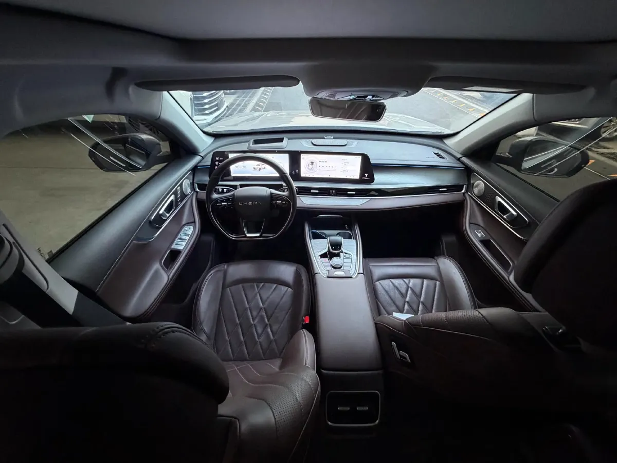 2024 Chery Tiggo 8 PRO 1.6T 197HP L4 7DCT,autocango,china used car exporter,china ev exporter,chinese used car exporter,chinese used ev exporter