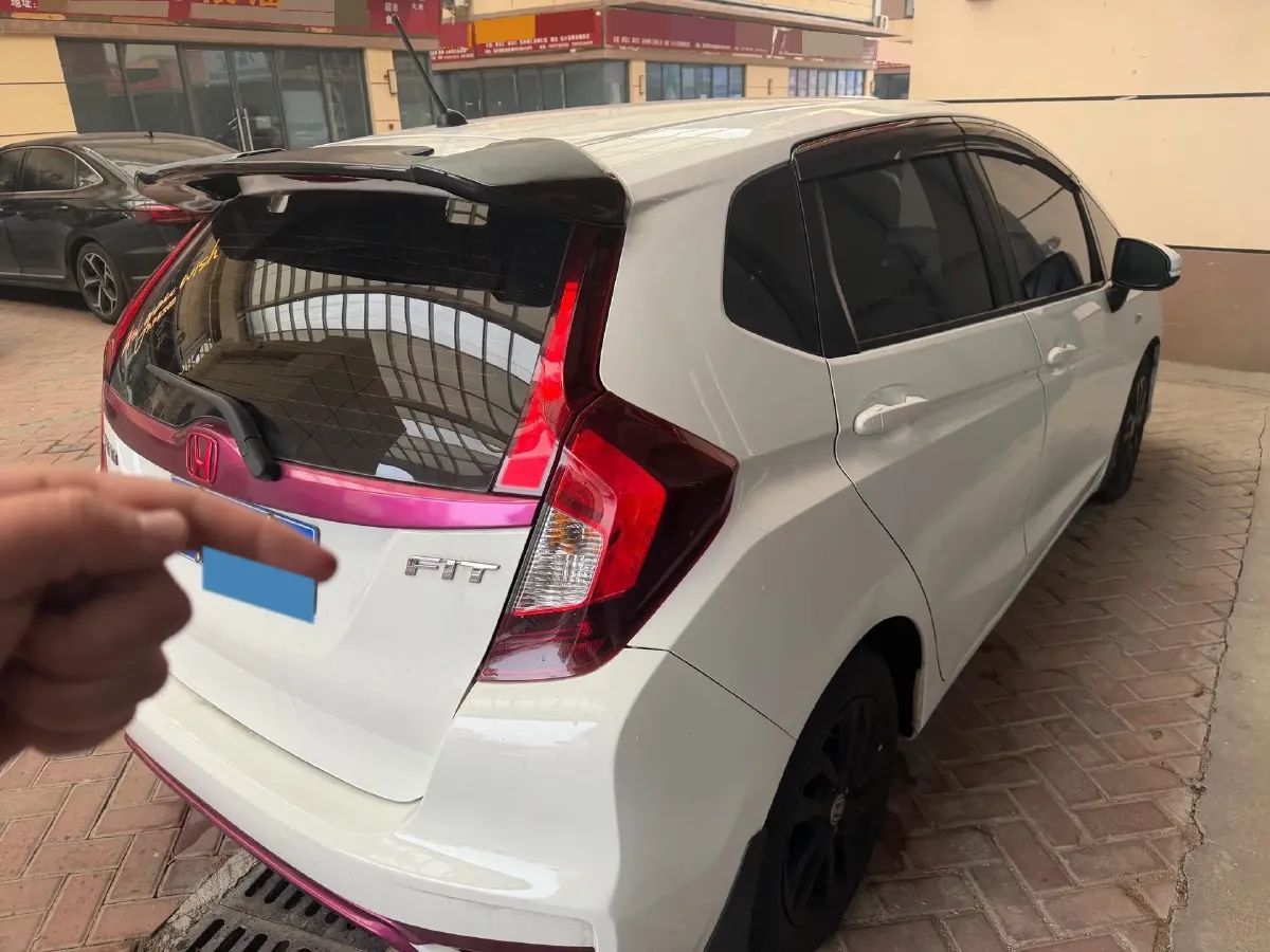 2018 Honda Fit 1.5L 131HP L4 CVT,autocango,china used car exporter,china ev exporter,chinese used car exporter,chinese used ev exporter