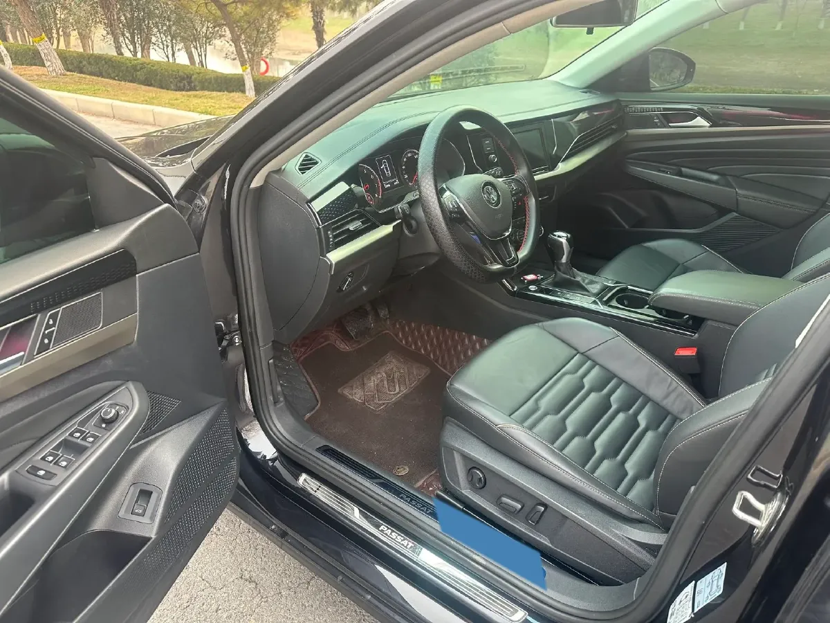 2019 Skoda Kodiak 2.0T 186HP L4 7DCT,autocango,china used car exporter,china ev exporter,chinese used car exporter,chinese used ev exporter