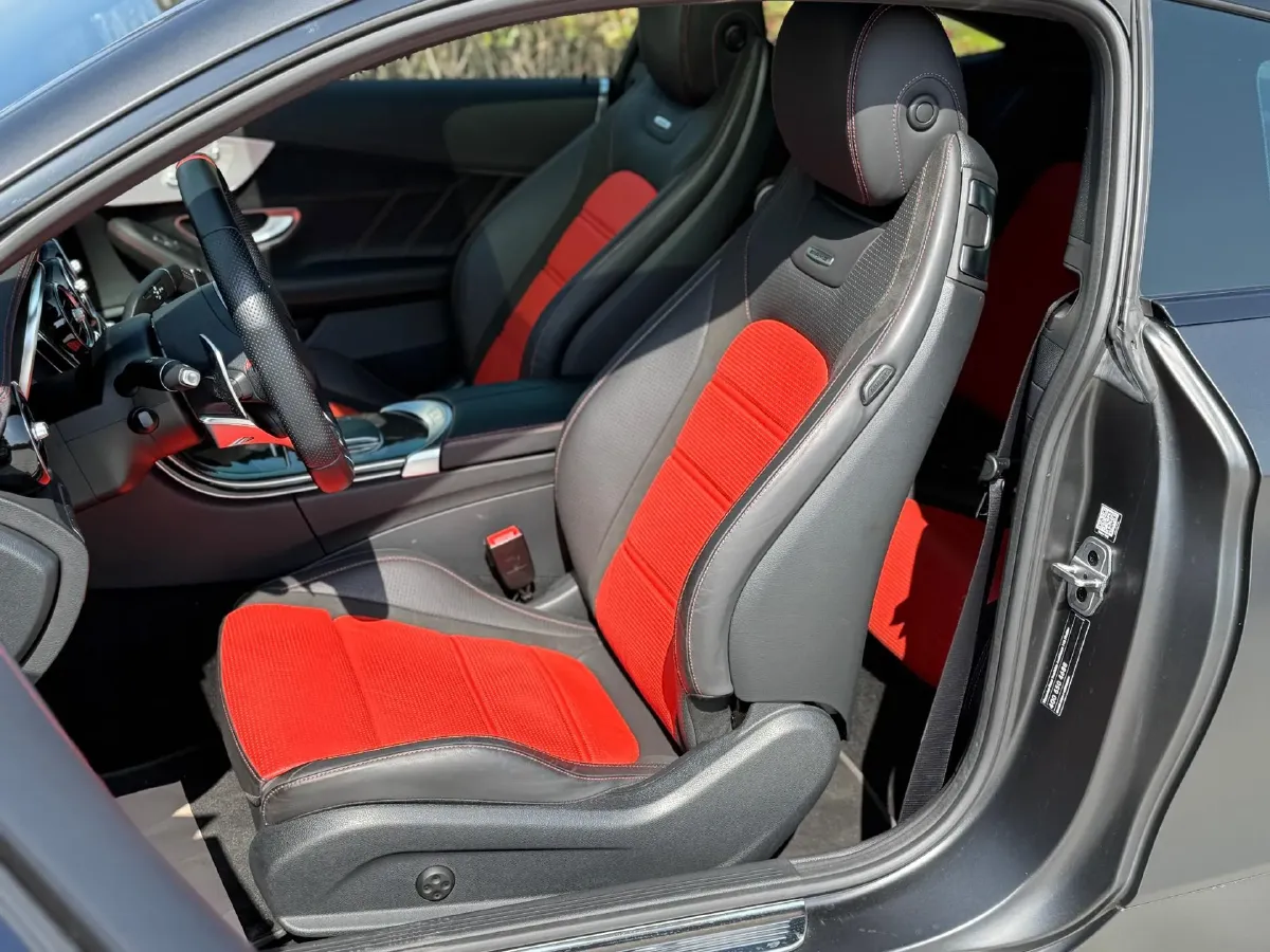 2021 Mercedes-Benz C AMG 4.0T 476HP V8 9AT,autocango,china used car exporter,china ev exporter,chinese used car exporter,chinese used ev exporter