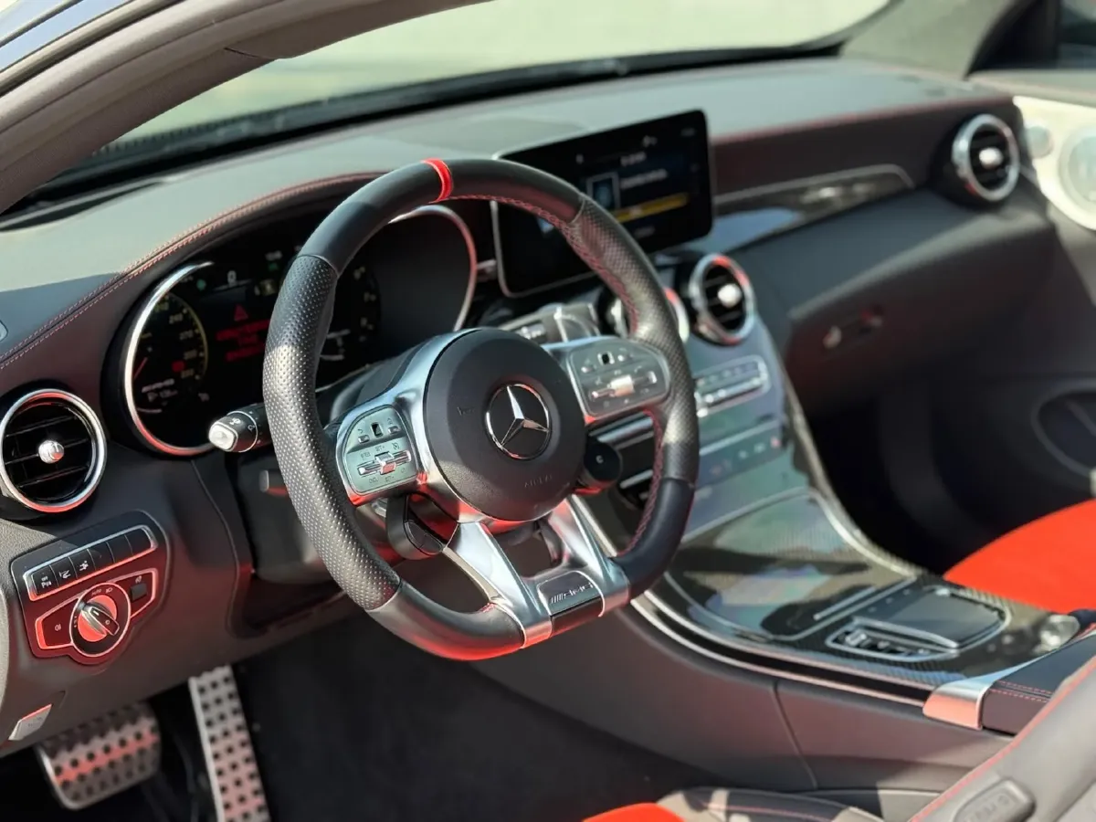 2021 Mercedes-Benz C AMG 4.0T 476HP V8 9AT,autocango,china used car exporter,china ev exporter,chinese used car exporter,chinese used ev exporter