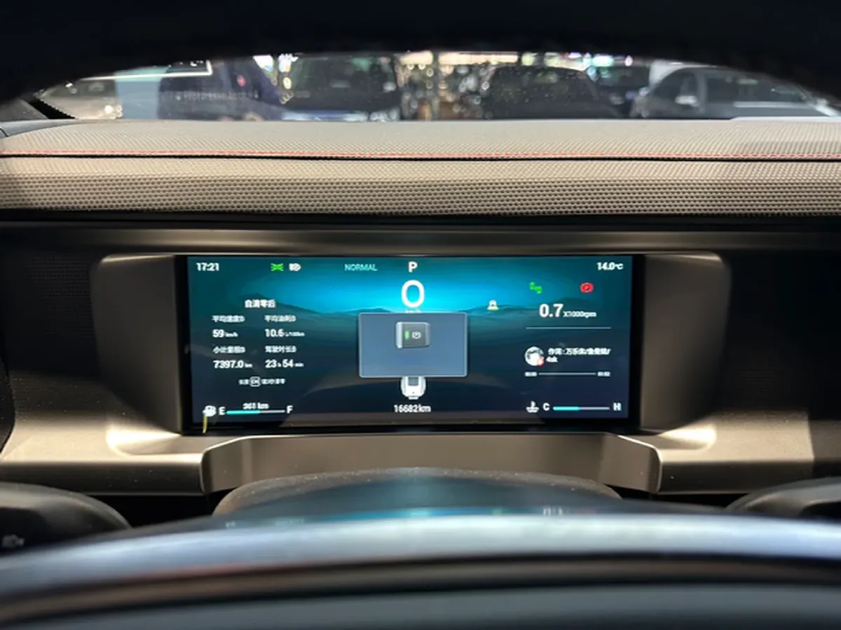 2025 Jetour Traveller 2.0T 254HP L4 7DCT,autocango,china used car exporter,china ev exporter,chinese used car exporter,chinese used ev exporter