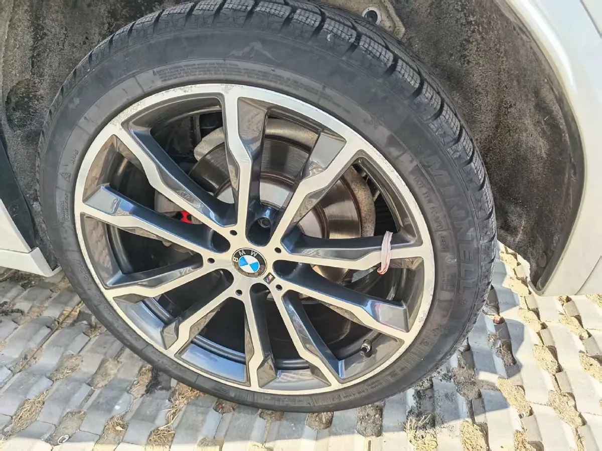 2022 BMW X3 2.0T 252HP L4 8AT,autocango,china used car exporter,china ev exporter,chinese used car exporter,chinese used ev exporter