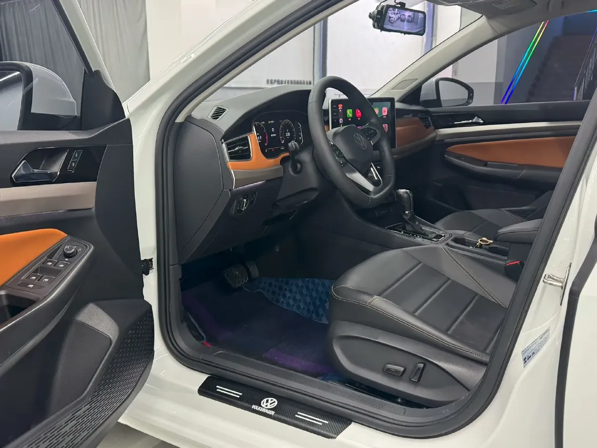 2023 Volkswagen Bora 1.2T 116HP L4 7DCT,autocango,china used car exporter,china ev exporter,chinese used car exporter,chinese used ev exporter