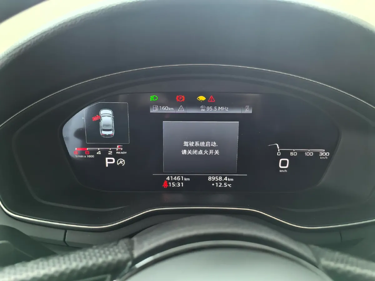 2023 Audi A4L 2.0T 190HP L4 7DCT,autocango,china used car exporter,china ev exporter,chinese used car exporter,chinese used ev exporter