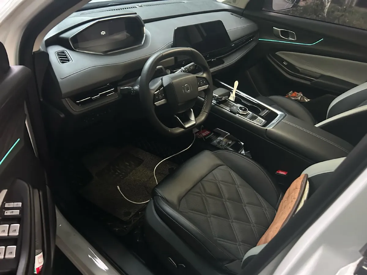 2023 Venucia VX6 BEV 62KWH,autocango,china used car exporter,china ev exporter,chinese used car exporter,chinese used ev exporter