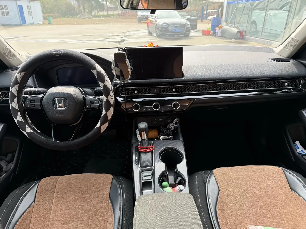 2023 Honda Civic 1.5T 182HP L4 CVT,autocango,china used car exporter,china ev exporter,chinese used car exporter,chinese used ev exporter