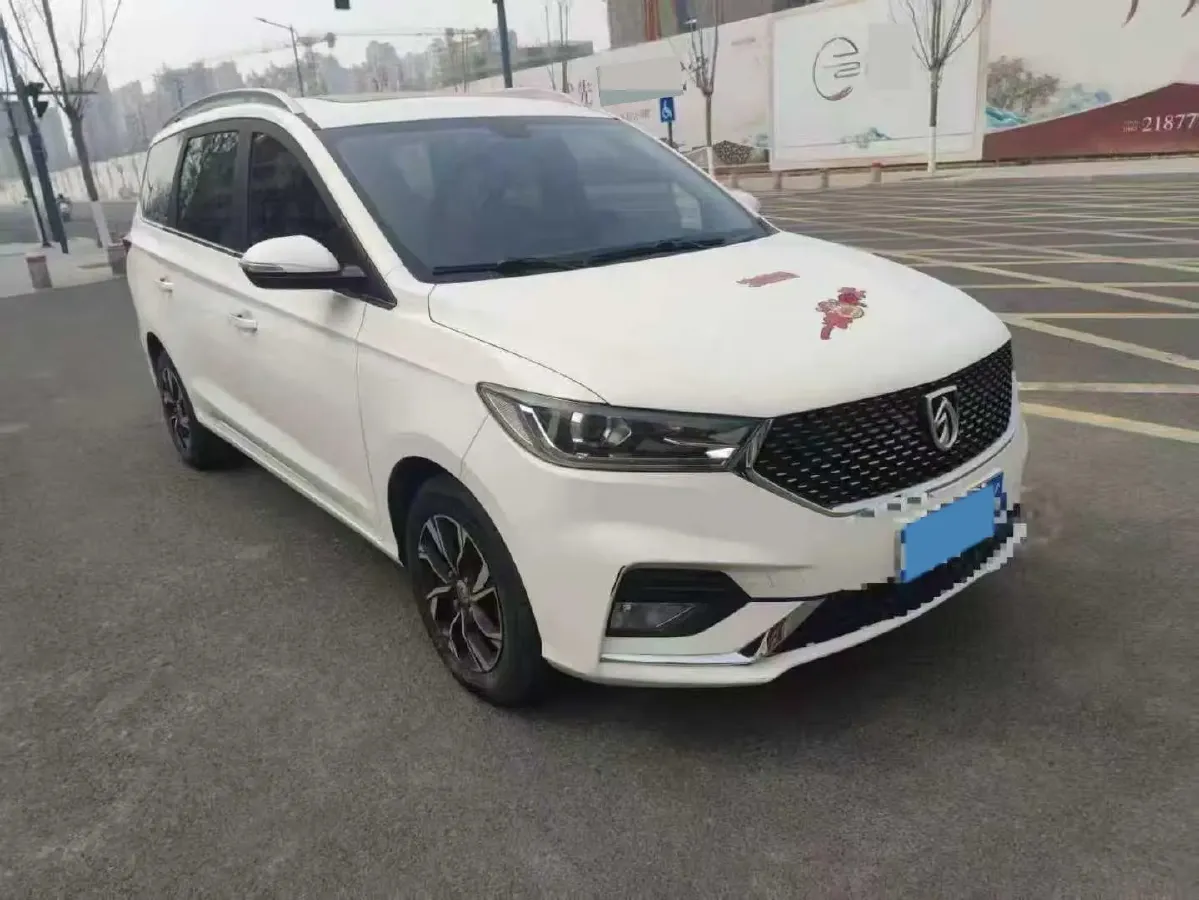 2019 BaoJun 360 1.5L 105HP L4 CVT,autocango,china used car exporter,china ev exporter,chinese used car exporter,chinese used ev exporter