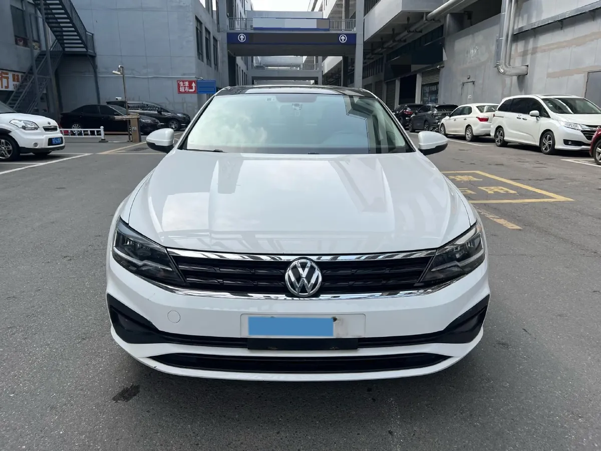 2019 Volkswagen T-Cross 1.4T 150HP L4 7DCT,autocango,china used car exporter,china ev exporter,chinese used car exporter,chinese used ev exporter