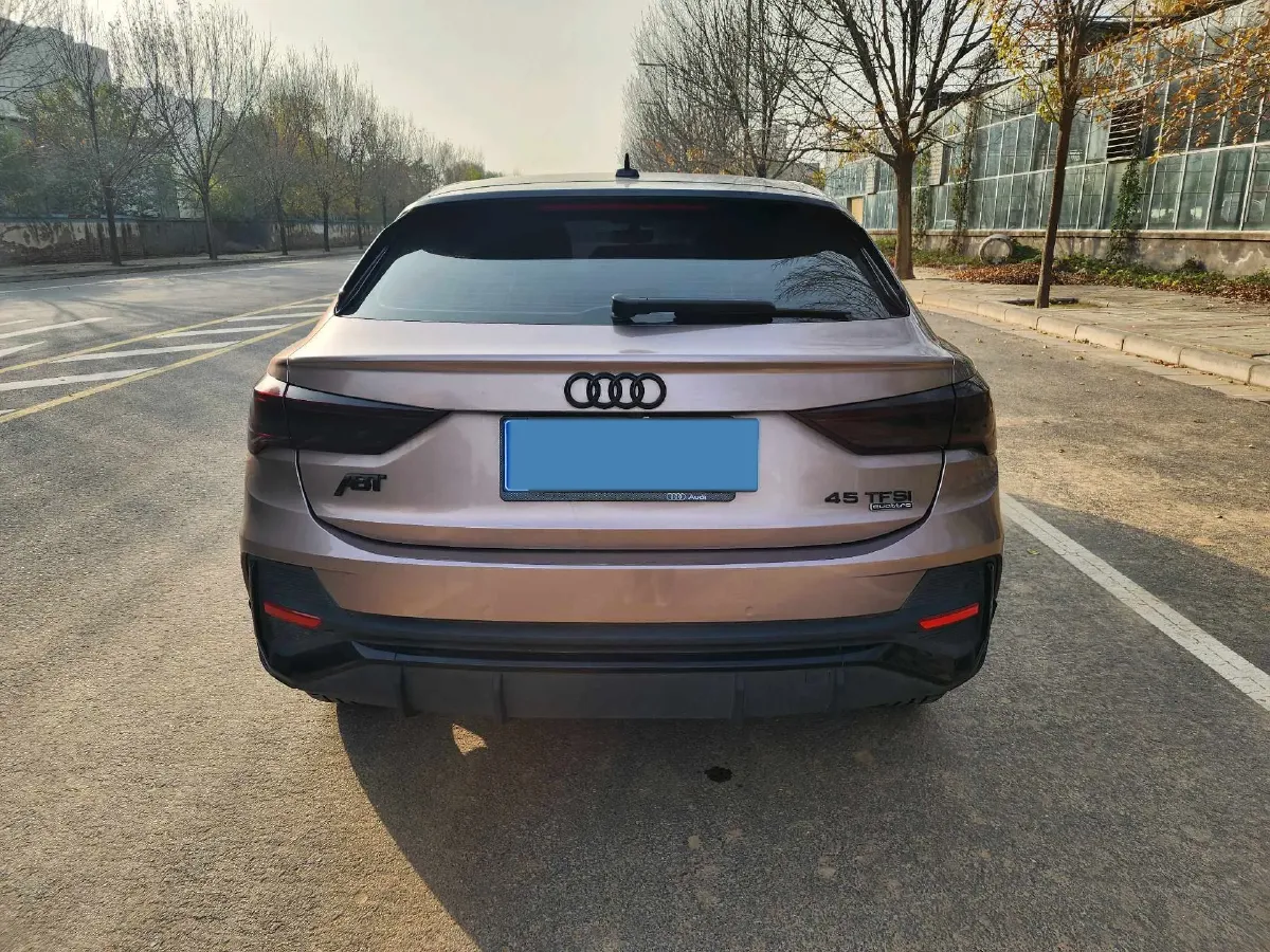 2020 Audi Q3 Sportback 2.0T 186HP L4 7DCT,autocango,china used car exporter,china ev exporter,chinese used car exporter,chinese used ev exporter