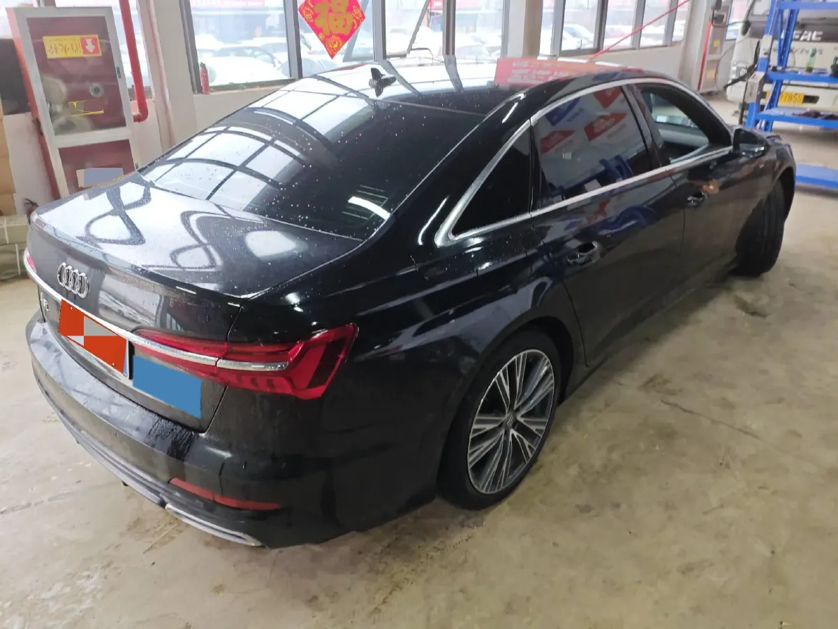 2020 Audi A6L 2.0T 224HP L4 7DCT,autocango,china used car exporter,china ev exporter,chinese used car exporter,chinese used ev exporter