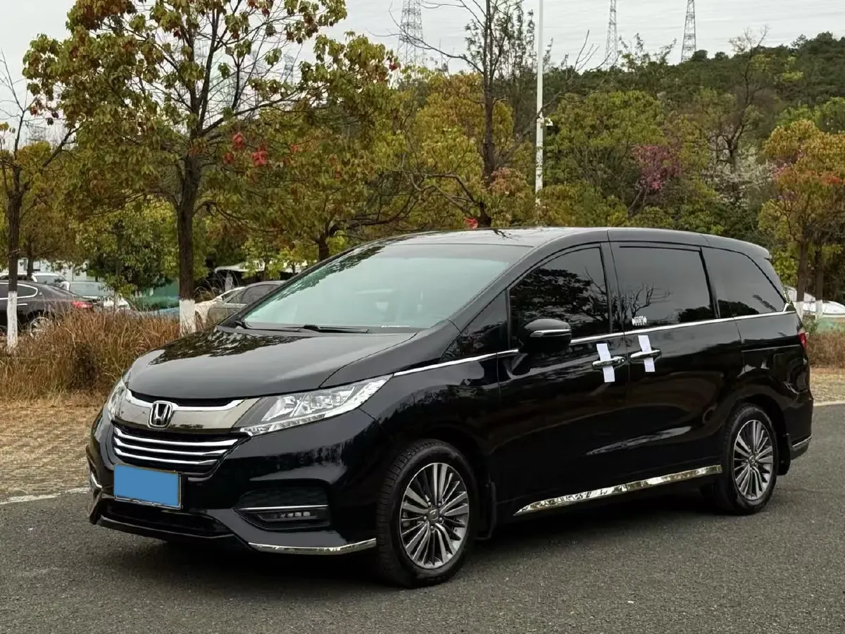 2018 Honda Odyssey 2.4L 186HP L4 CVT,autocango,china used car exporter,china ev exporter,chinese used car exporter,chinese used ev exporter