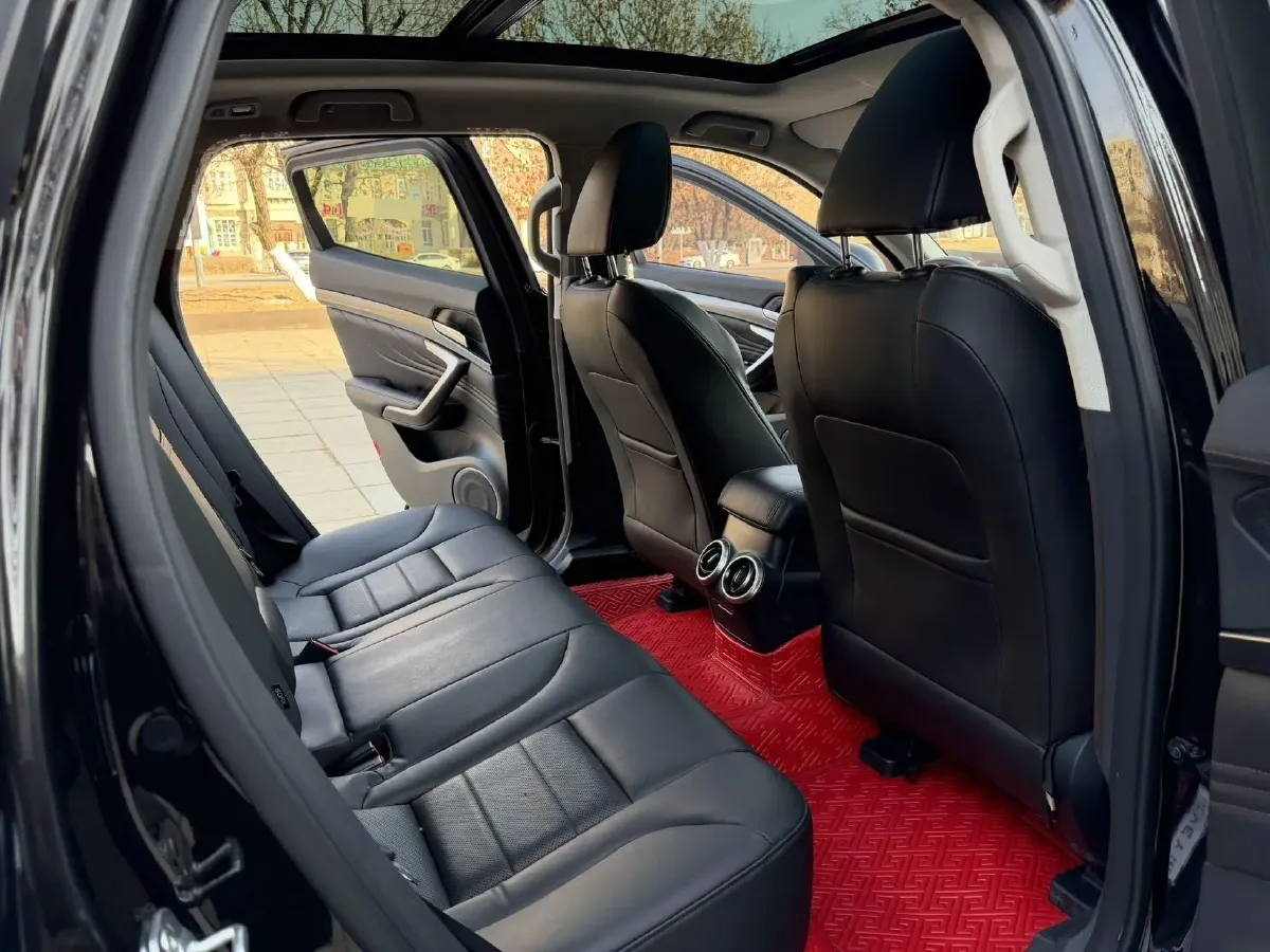 2017 WEY VV7 2.0T 234HP L4 7DCT,autocango,china used car exporter,china ev exporter,chinese used car exporter,chinese used ev exporter