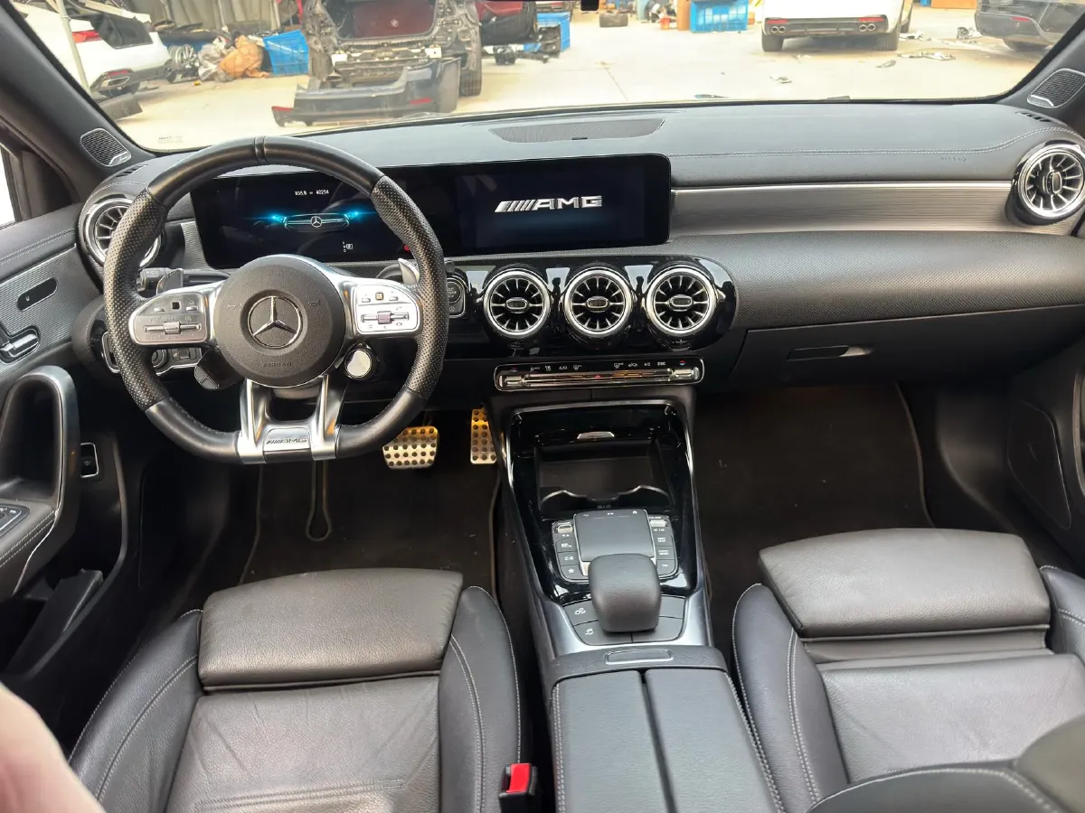 2022 Mercedes-Benz A AMG 2.0T 306HP L4 7DCT,autocango,china used car exporter,china ev exporter,chinese used car exporter,chinese used ev exporter