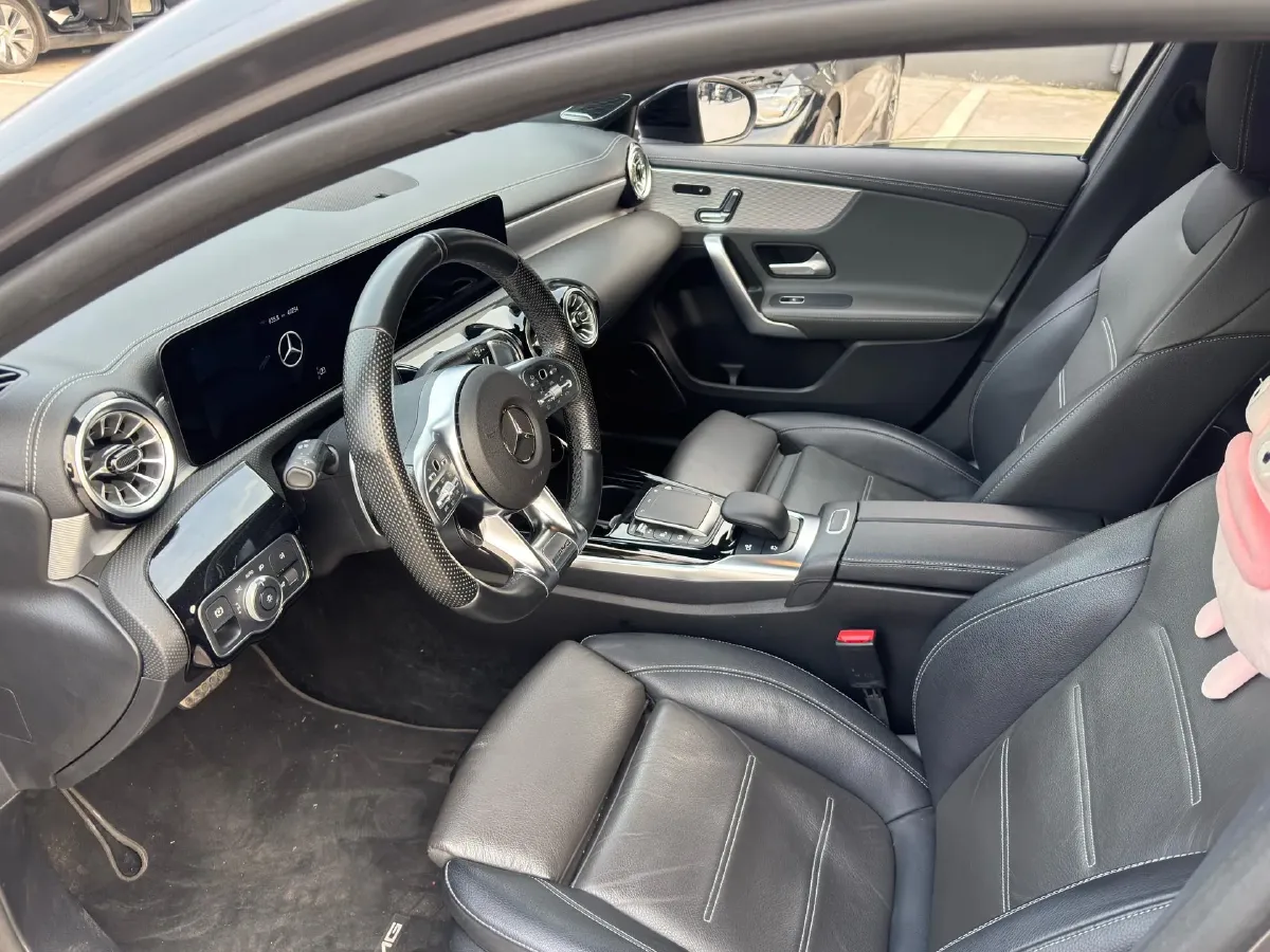 2022 Mercedes-Benz A AMG 2.0T 306HP L4 7DCT,autocango,china used car exporter,china ev exporter,chinese used car exporter,chinese used ev exporter