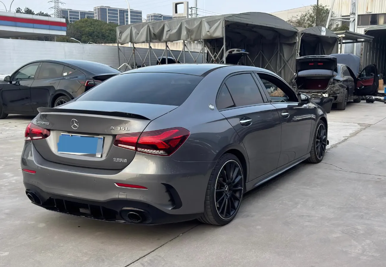 2022 Mercedes-Benz A AMG 2.0T 306HP L4 7DCT,autocango,china used car exporter,china ev exporter,chinese used car exporter,chinese used ev exporter