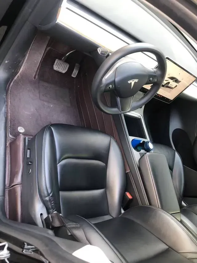 2022 Tesla Model Y BEV 60KWH,autocango,china used car exporter,china ev exporter,chinese used car exporter,chinese used ev exporter