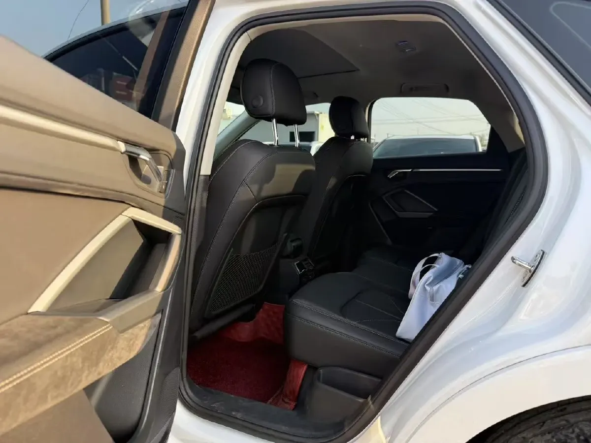 2022 Audi Q3 Sportback 2.0T 186HP L4 7DCT,autocango,china used car exporter,china ev exporter,chinese used car exporter,chinese used ev exporter