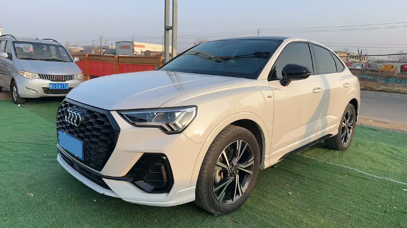 2022 Audi Q3 Sportback 2.0T 186HP L4 7DCT,autocango,china used car exporter,china ev exporter,chinese used car exporter,chinese used ev exporter