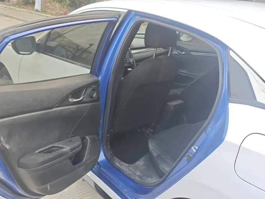 2021 Honda Civic 1.5T 177HP L4 CVT,autocango,china used car exporter,china ev exporter,chinese used car exporter,chinese used ev exporter