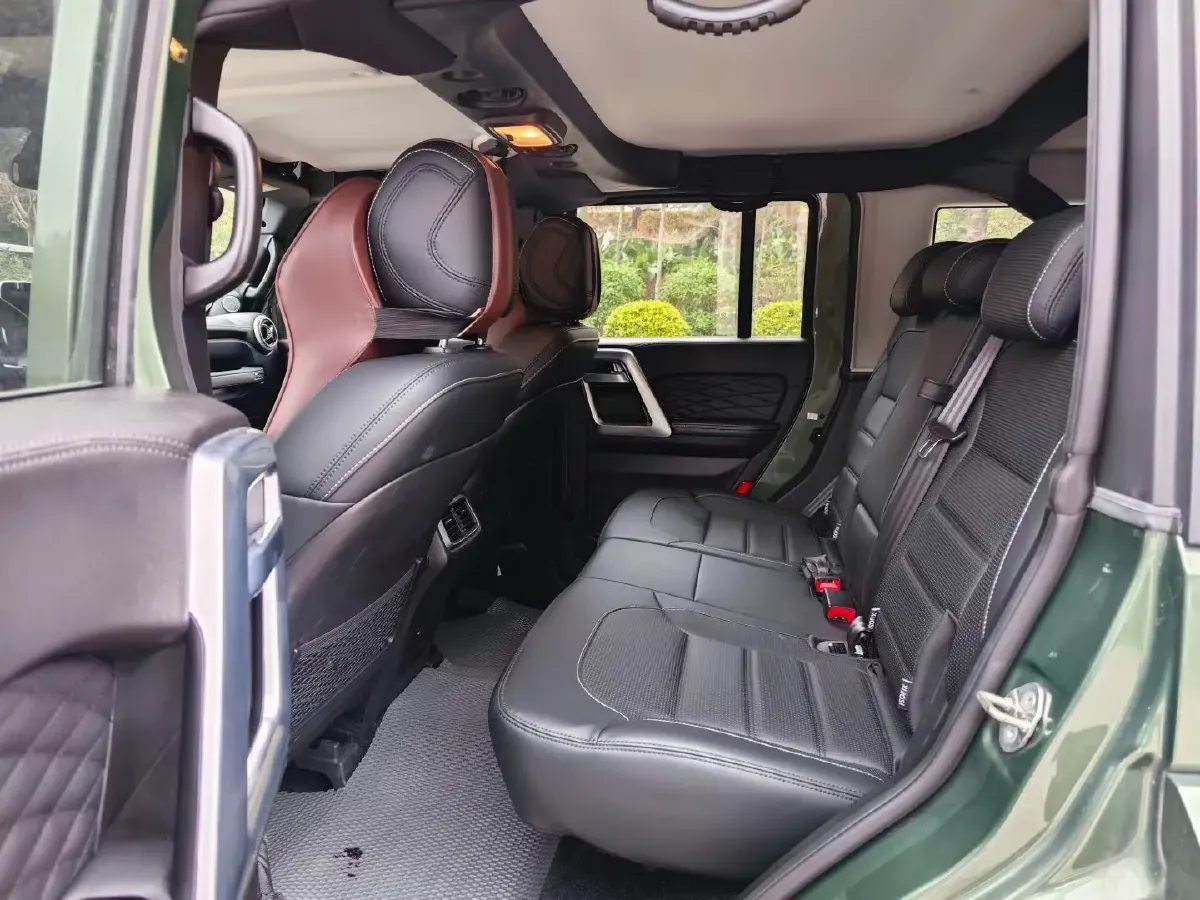 2019 Beijing BJ40 2.3T 231HP L4 6AT,autocango,china used car exporter,china ev exporter,chinese used car exporter,chinese used ev exporter