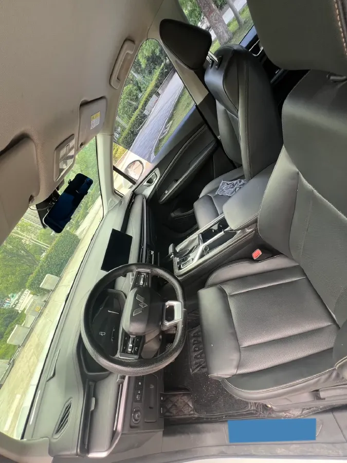 2022 Venucia T60 1.6L 126HP L4 CVT,autocango,china used car exporter,china ev exporter,chinese used car exporter,chinese used ev exporter