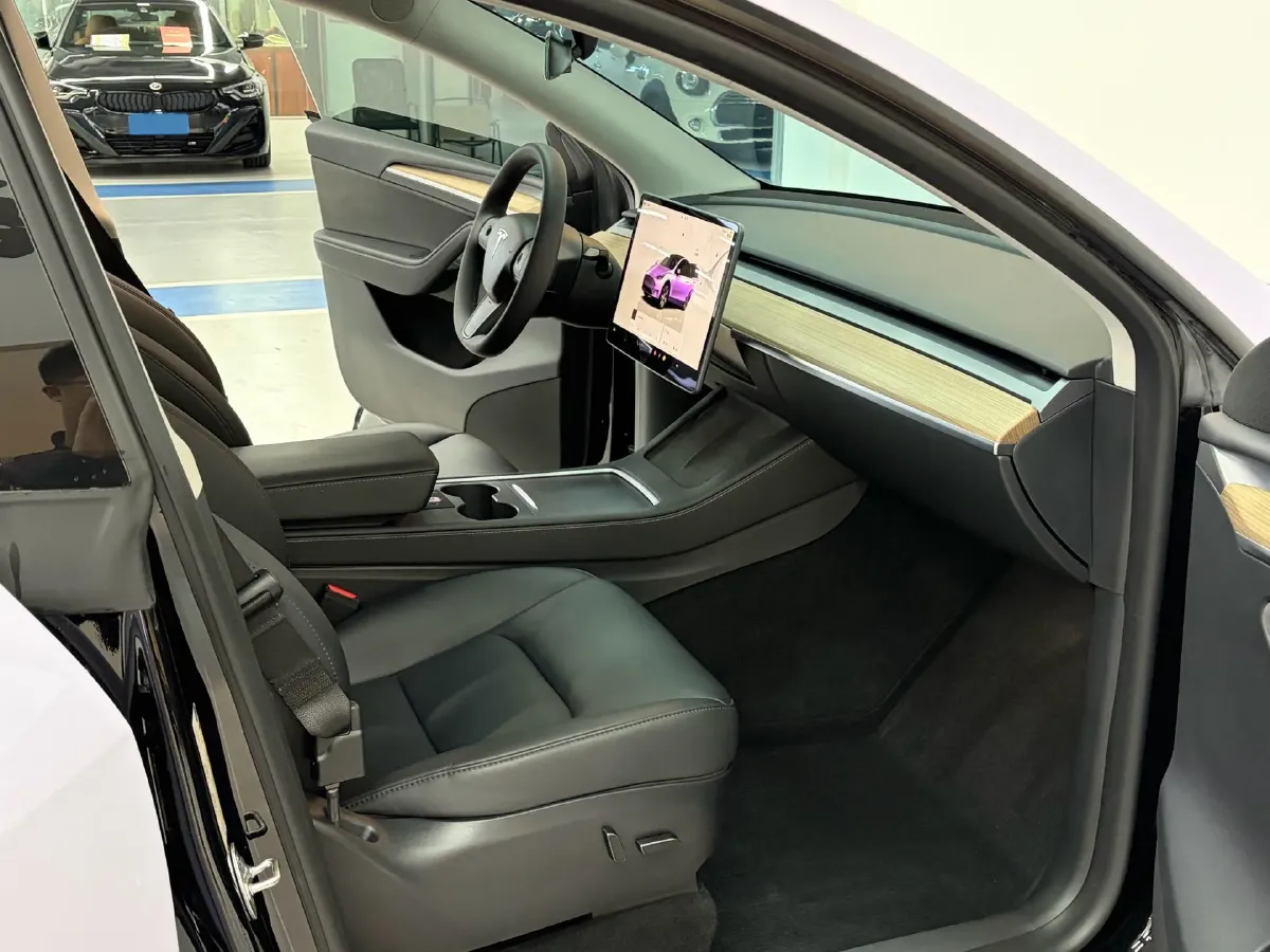 2022 Tesla Model Y BEV 60KWH,autocango,china used car exporter,china ev exporter,chinese used car exporter,chinese used ev exporter