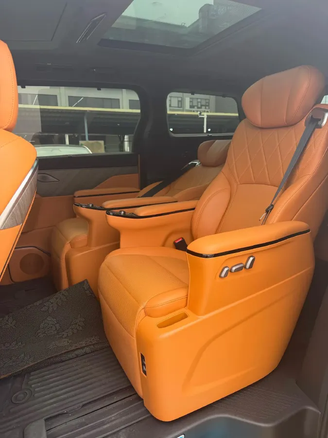 2025 WEY HighMountain 1.5T 170HP L4 4DHT PHEV,autocango,china used car exporter,china ev exporter,chinese used car exporter,chinese used ev exporter