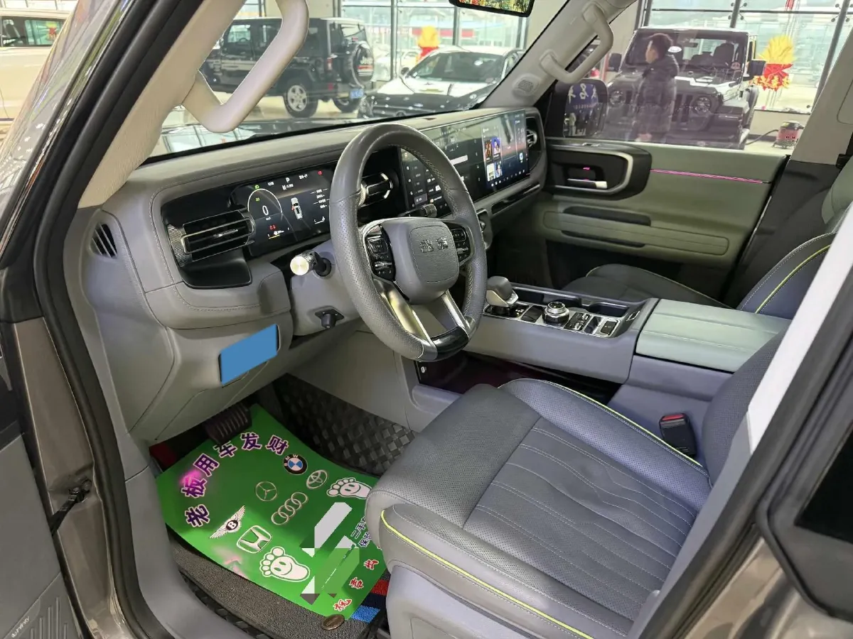 2024 Beijing BJ40 2.0T 245HP L4 8AT,autocango,china used car exporter,china ev exporter,chinese used car exporter,chinese used ev exporter