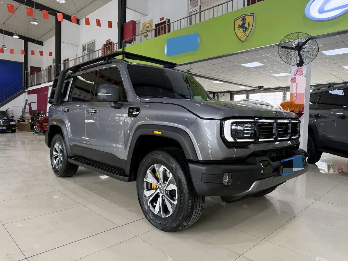 2024 Beijing BJ40 2.0T 245HP L4 8AT,autocango,china used car exporter,china ev exporter,chinese used car exporter,chinese used ev exporter