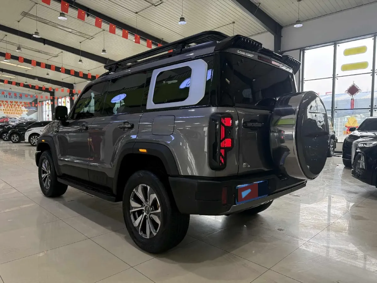 2024 Beijing BJ40 2.0T 245HP L4 8AT,autocango,china used car exporter,china ev exporter,chinese used car exporter,chinese used ev exporter