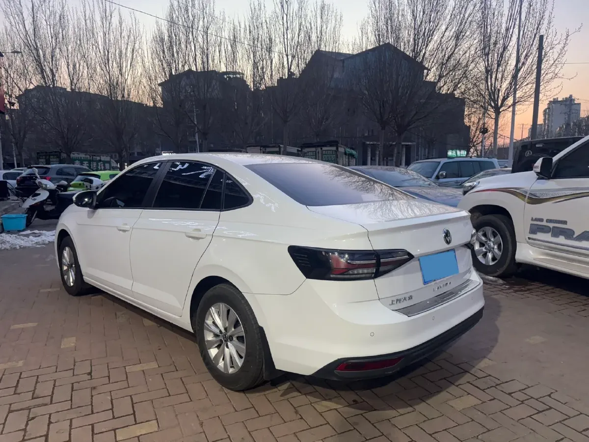 2023 Volkswagen Lavida 1.5L 110HP L4 5MT,autocango,china used car exporter,china ev exporter,chinese used car exporter,chinese used ev exporter