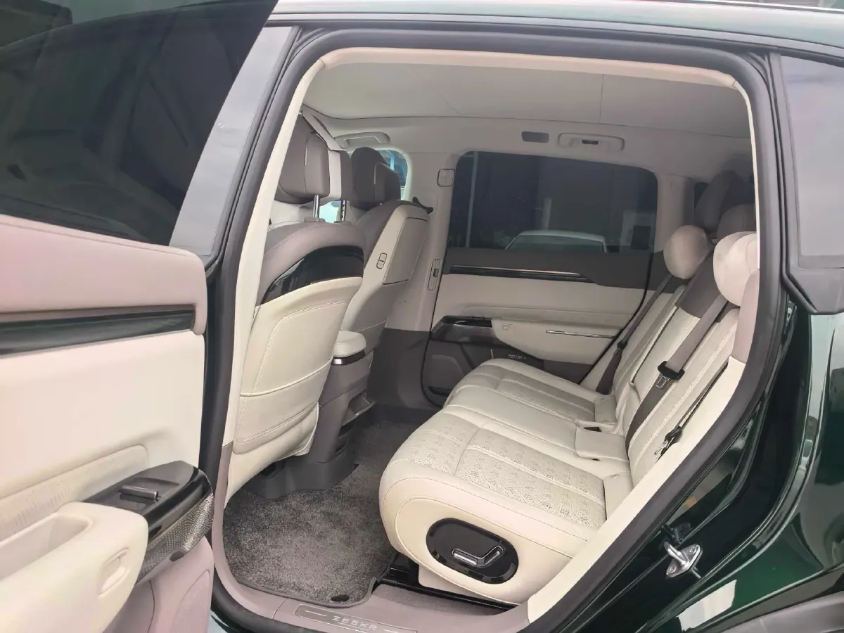 2025 Zeekr 7X BEV 100KWH,autocango,china used car exporter,china ev exporter,chinese used car exporter,chinese used ev exporter