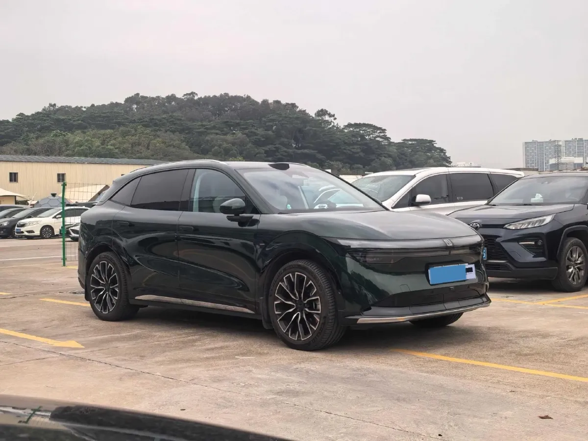 2025 Zeekr 7X BEV 100KWH,autocango,china used car exporter,china ev exporter,chinese used car exporter,chinese used ev exporter