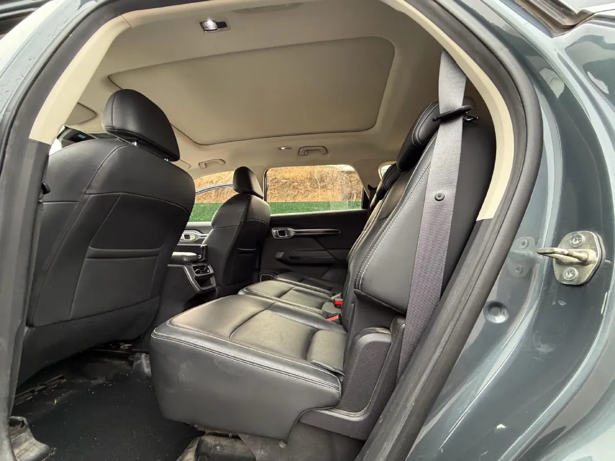 2020 Geely Okavango 1.8T 184HP L4 7DCT,autocango,china used car exporter,china ev exporter,chinese used car exporter,chinese used ev exporter