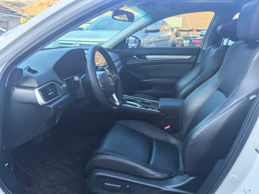 2018 Honda Accord 1.5T 194HP L4 CVT,autocango,china used car exporter,china ev exporter,chinese used car exporter,chinese used ev exporter