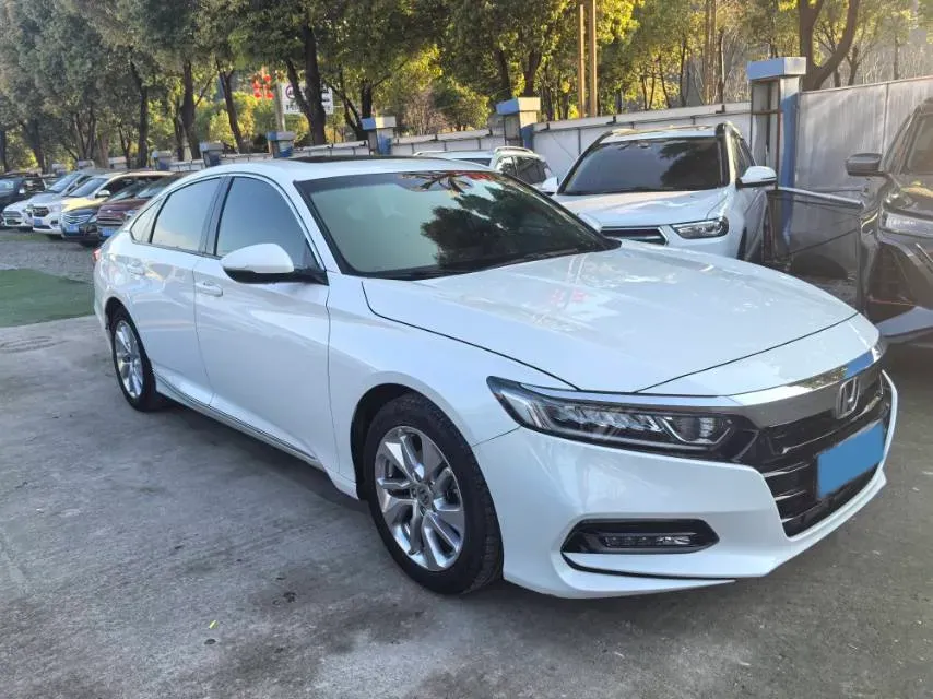 2018 Honda Accord 1.5T 194HP L4 CVT,autocango,china used car exporter,china ev exporter,chinese used car exporter,chinese used ev exporter
